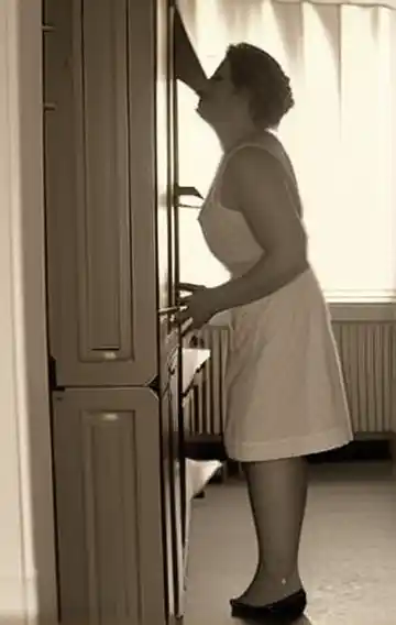 Stepmother And Stepson Sexually Bond